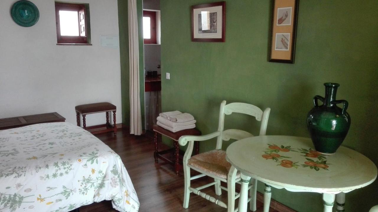 La Escuela Del Campo Bed and Breakfast Setenil De Las Bodegas Buitenkant foto